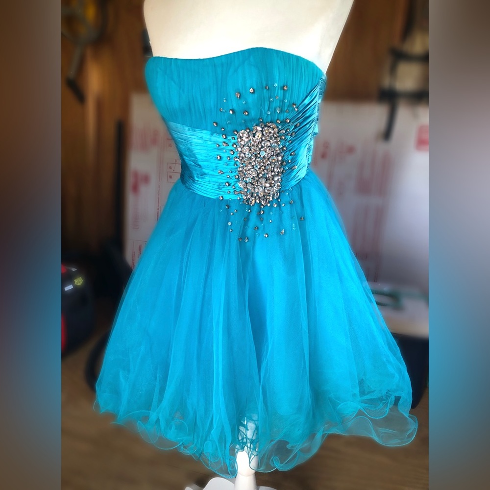 Aqua Blue Sherri Hill Homecoming Dress